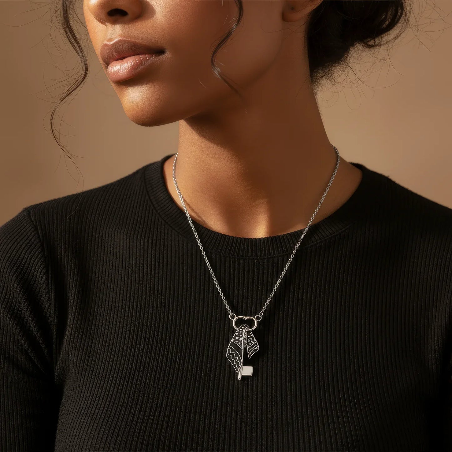 Collier Héritage d'Honneur Qamar