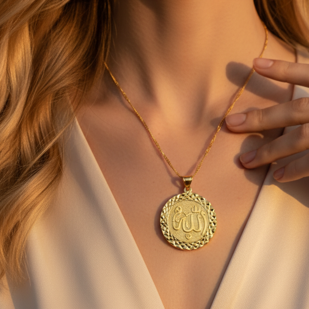 Collier Charm Ruhani Qamar