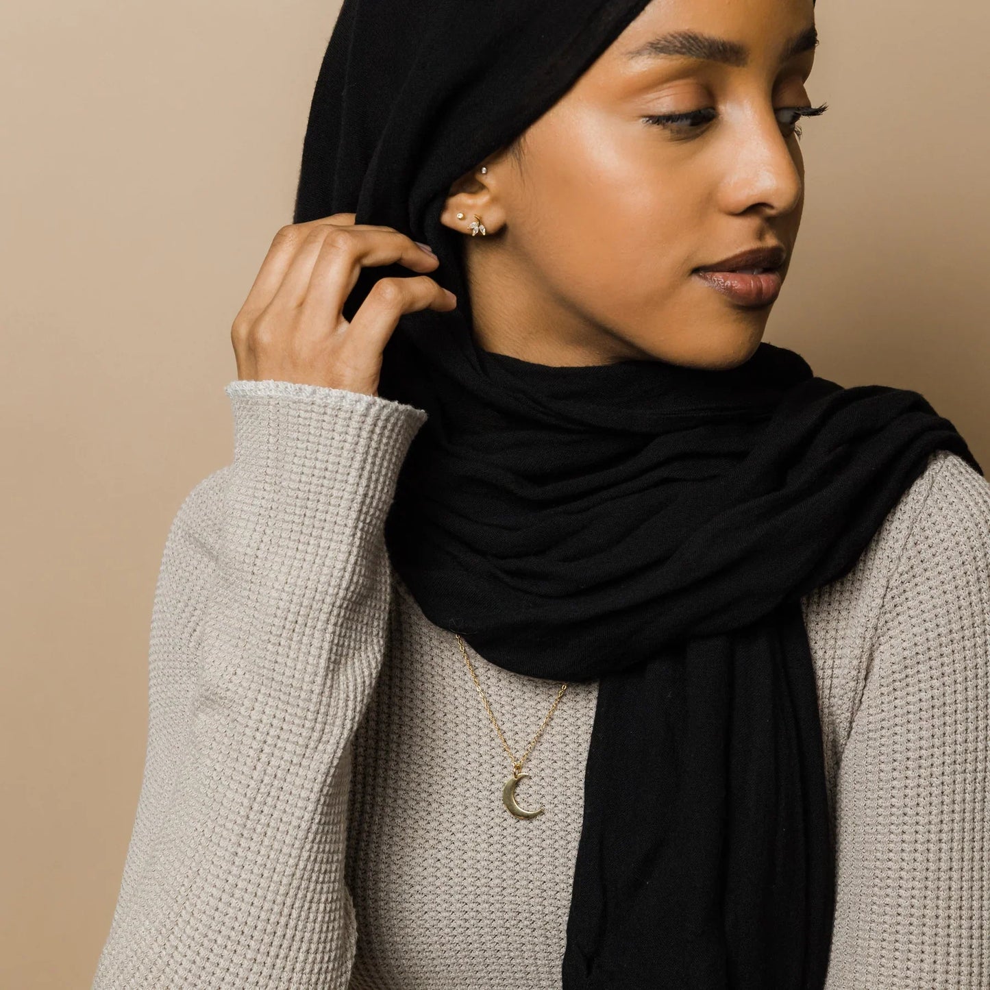 Collier en croissant Qamar Nurani