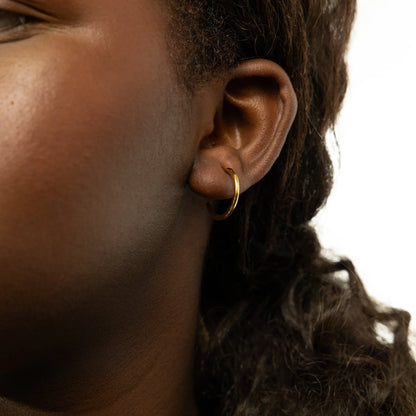 Qamar Zeenah Boucles d'oreilles à anneaux ouverts | 26 mm