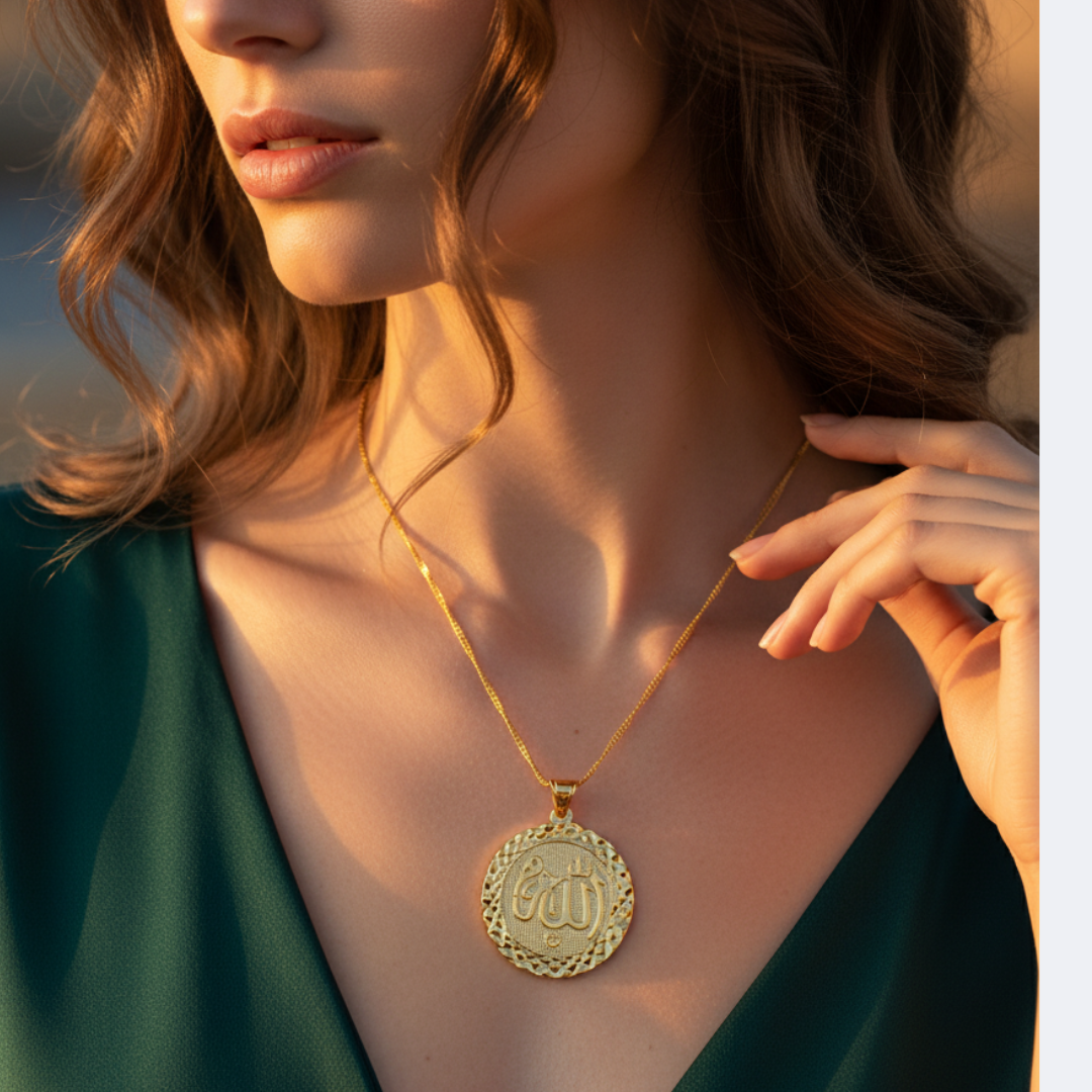 Collier Charm Ruhani Qamar