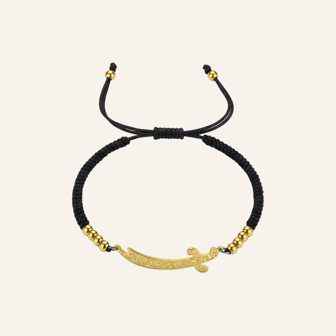 Bracelet Charm Croix Sacrée Qamar