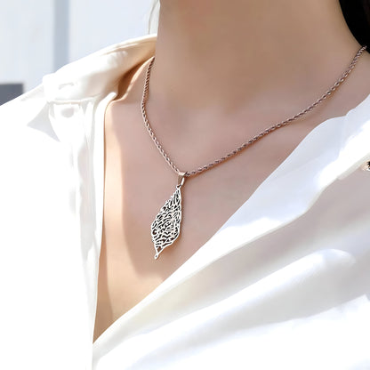 Collier en calligraphie Bismillah