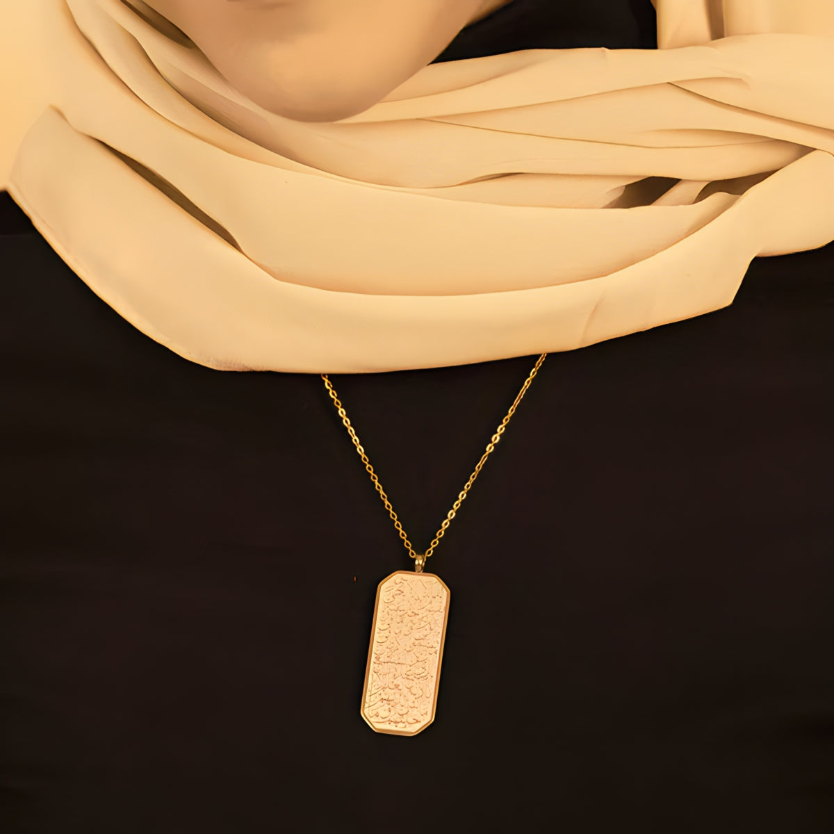 Collier avec pendentif Ayatul Kursi