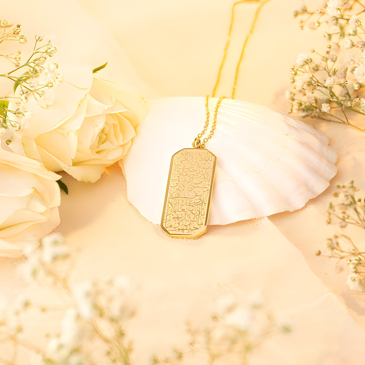 Collier avec pendentif Ayatul Kursi